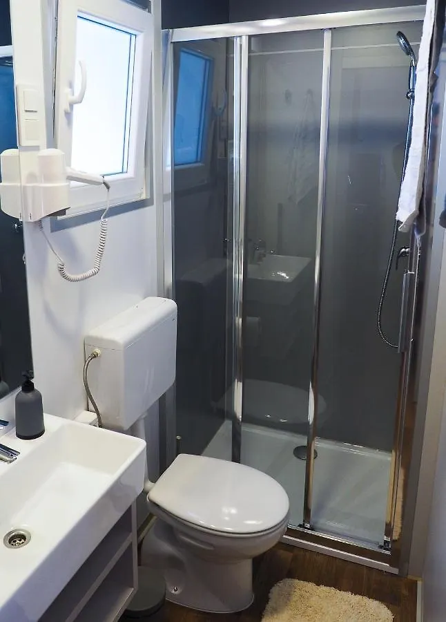 Lux Camp - Mobile Homes In Bi Village Fazana Campsite